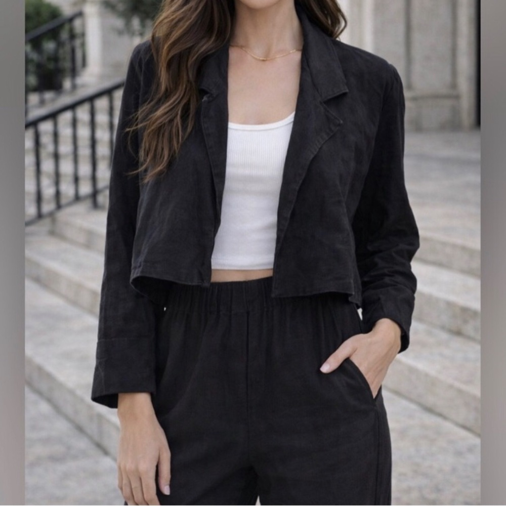 Bryn Walker Black 100% Linen Blazer